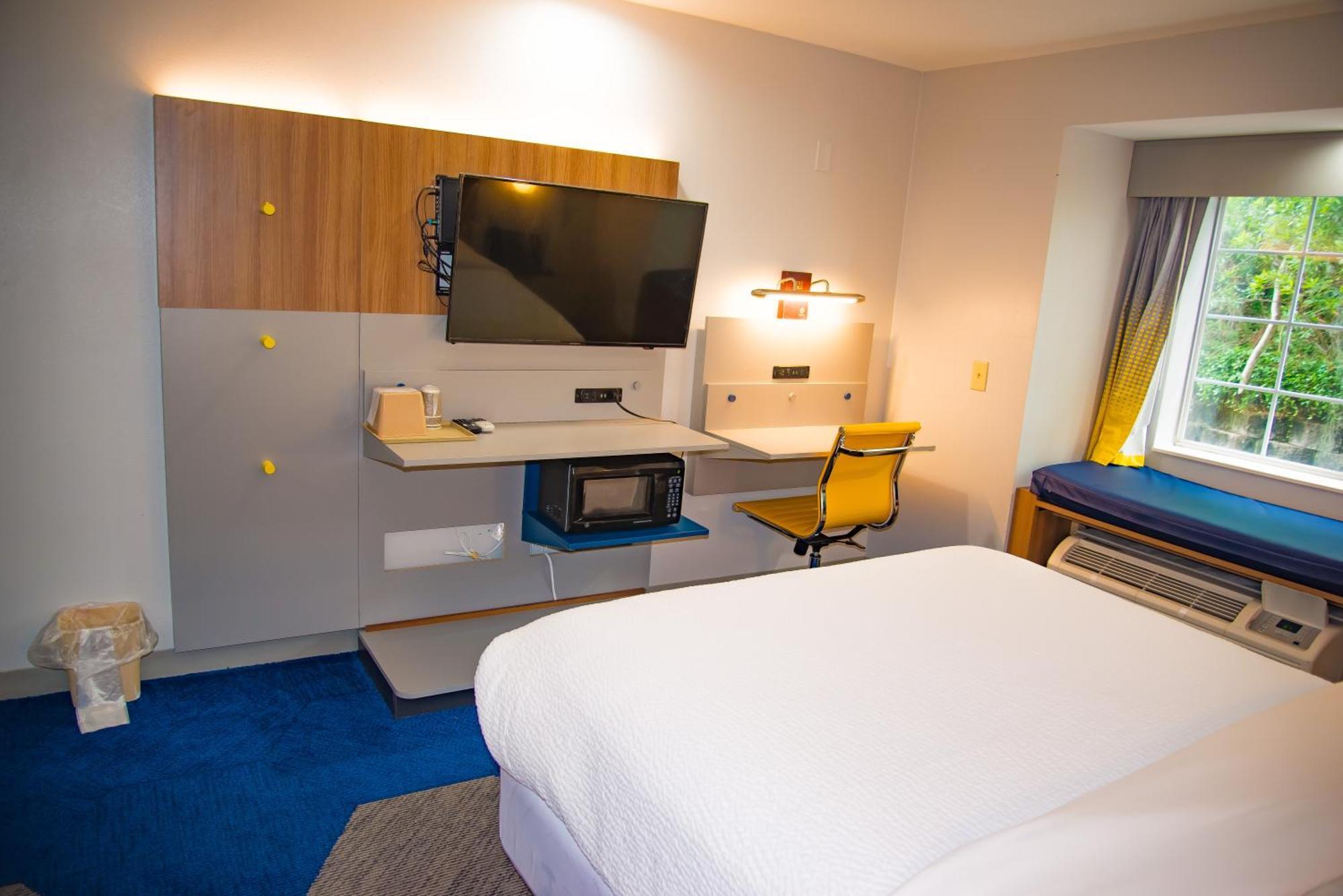 Microtel Inn & Suites By Wyndham Daphne Eksteriør billede